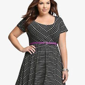 Torrid Black w White Stripe dress no belt